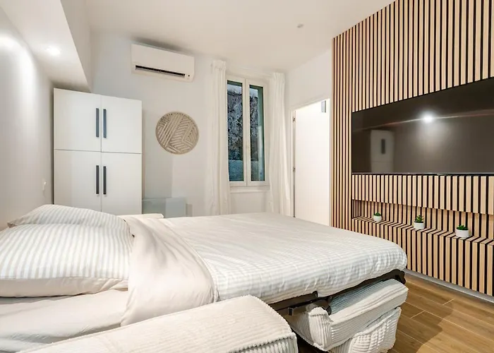 Elegant 2p Rue Meynadier Proche Du Palais Et Des Plages 아파트